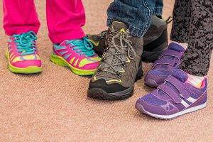 childrens-shoes-700069_960_720